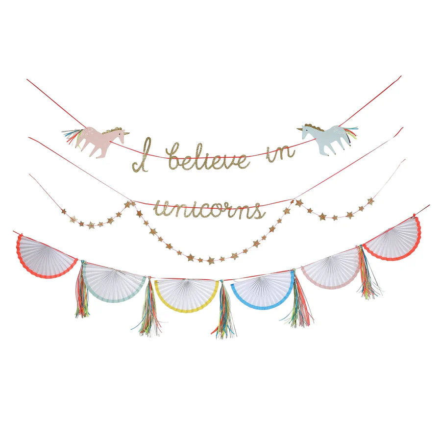 I Believe In Unicorns Garland Set