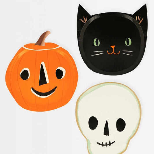 It’s Halloween Plates